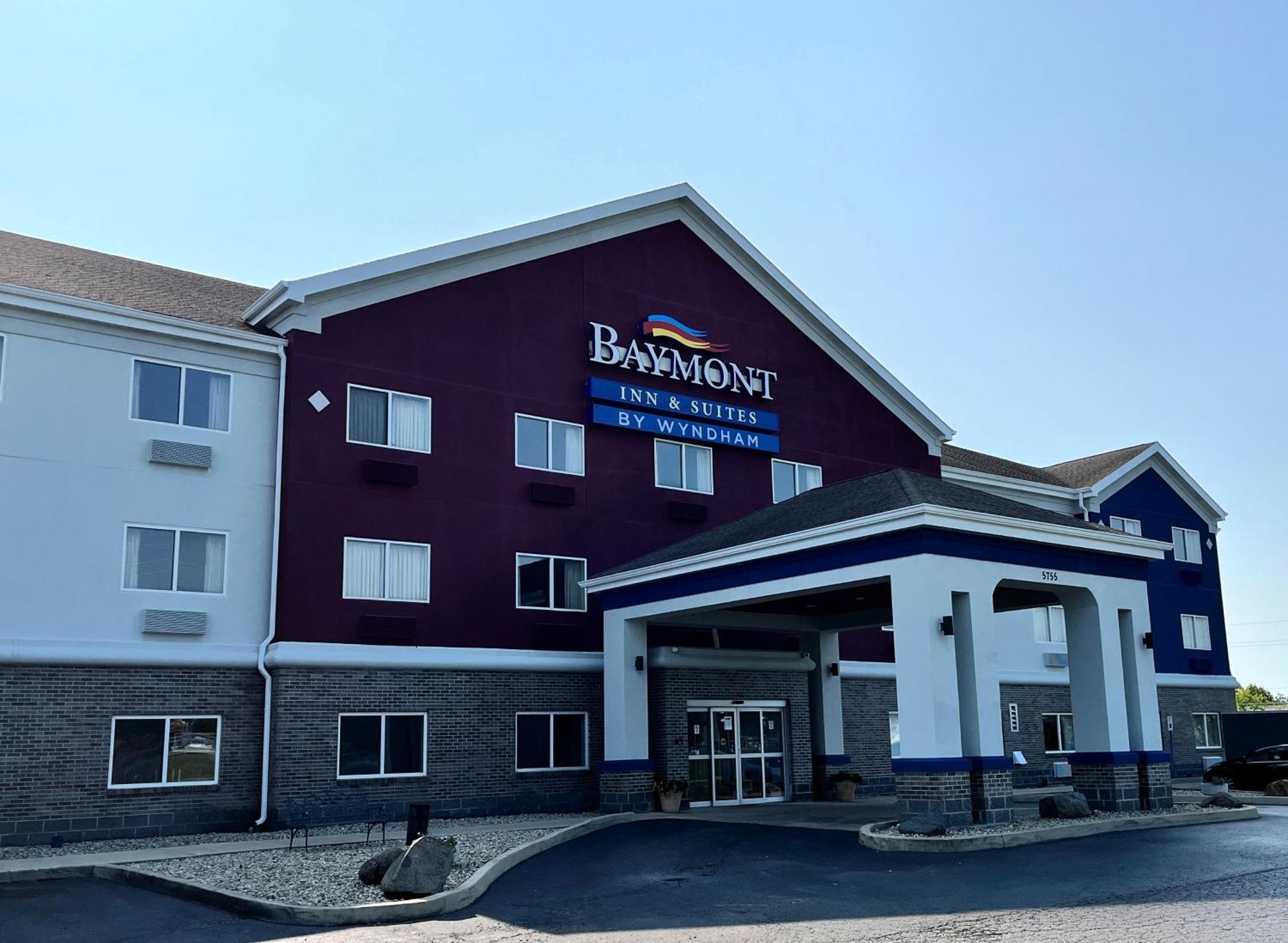Baymont By Wyndham Indianapolis Northeast Hotel Bagian luar foto