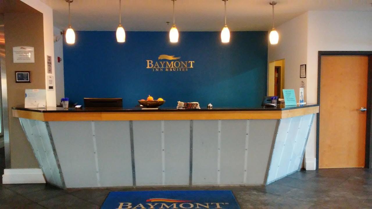 Baymont By Wyndham Indianapolis Northeast Hotel Bagian luar foto